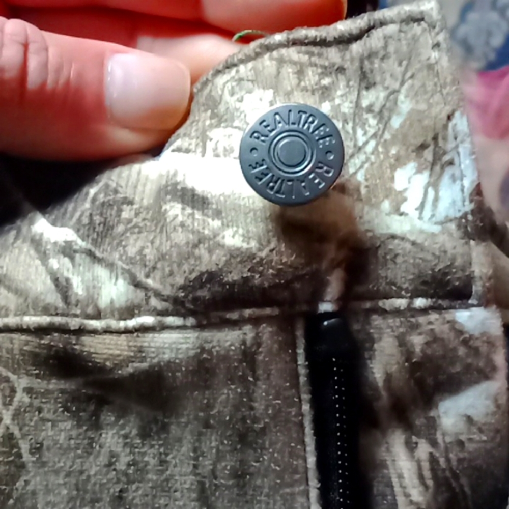 Real tree insulated camo pants size LG 32/40 waist